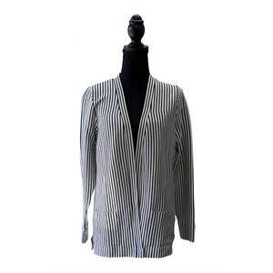 NEW TULIP CLOTHING women's simple cardigan in black